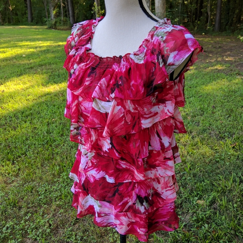 WHBM PINK FLORAL CASCADING Sz S TOP